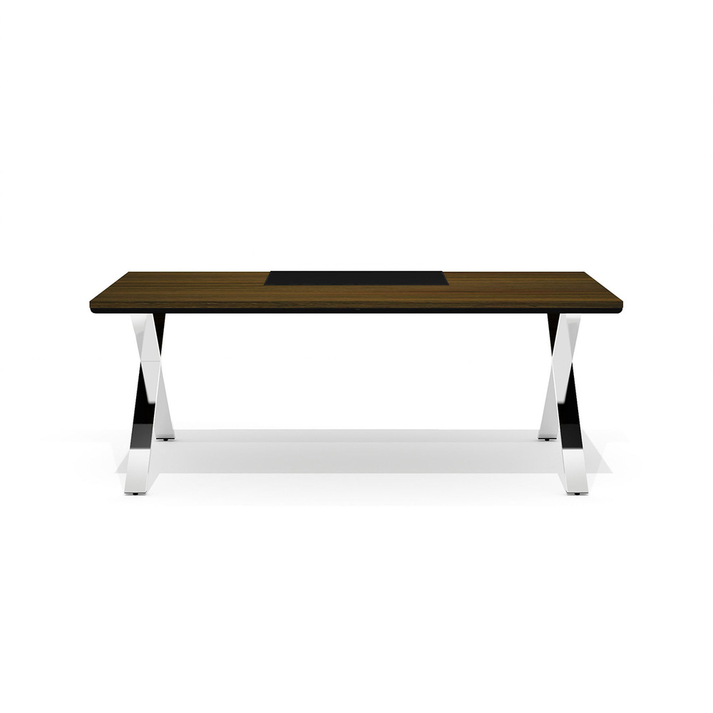 Cтол на металлическом каркасе