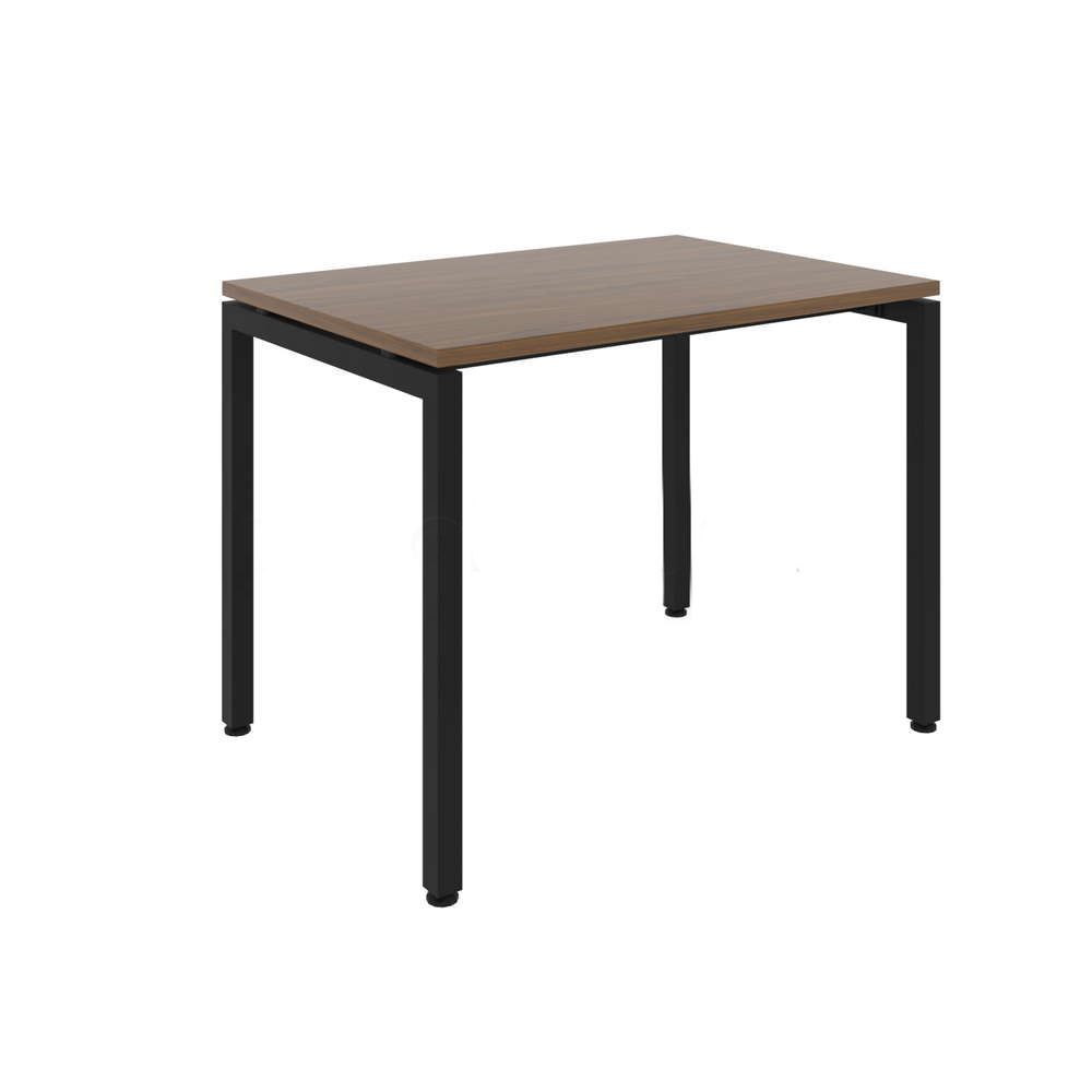 Стол рабочий на металлокаркасе