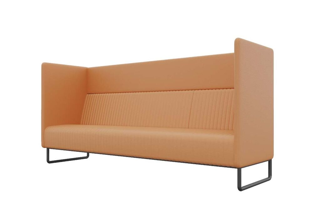 Диван трехместный