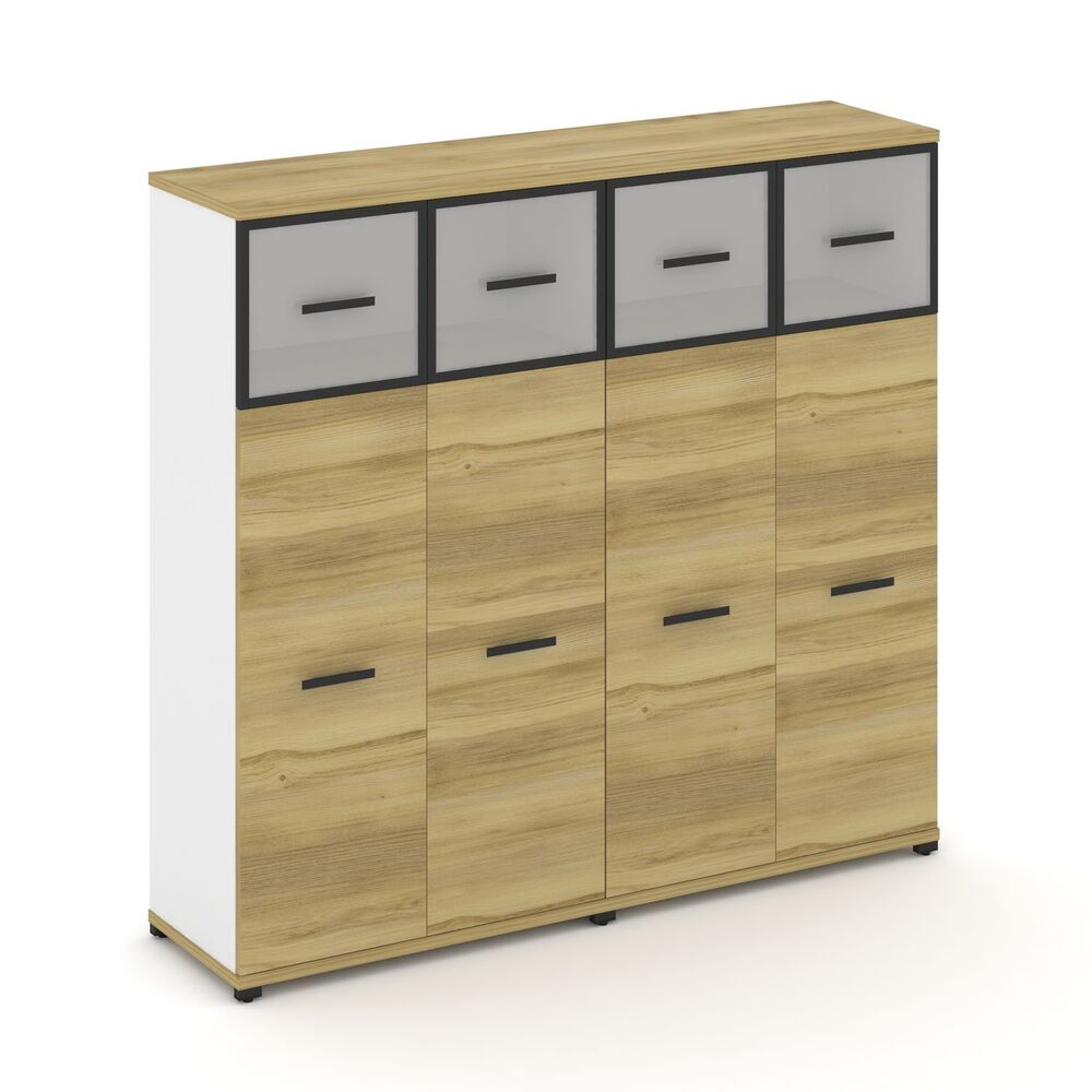 Шкаф две широкие секции, 4 ниши