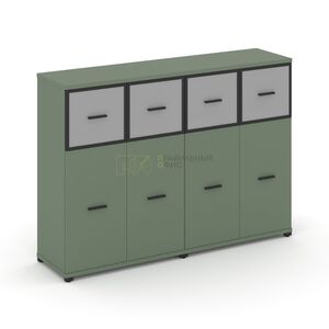 Шкаф две широкие секции, 3 ниши