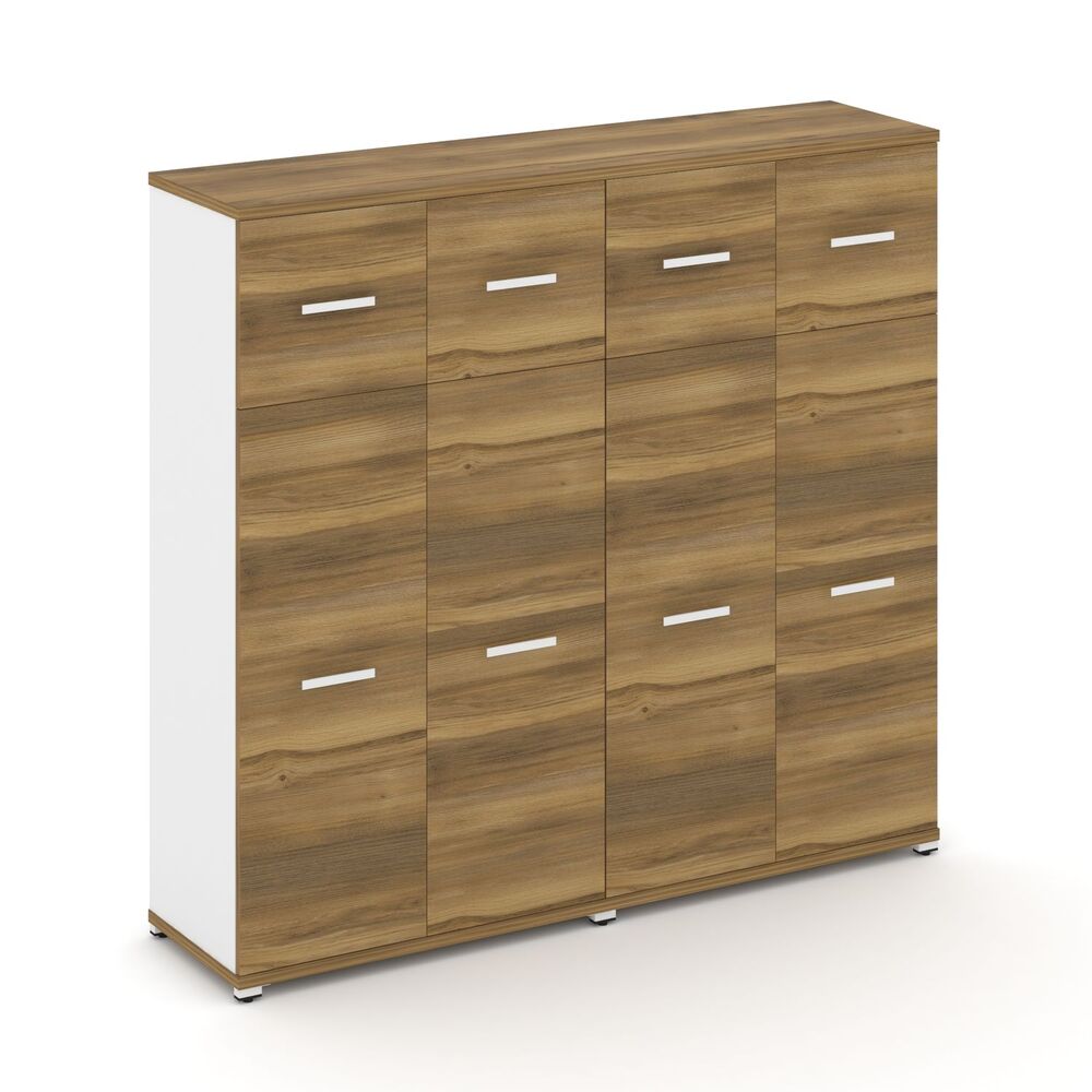 Шкаф две широкие секции, 4 ниши