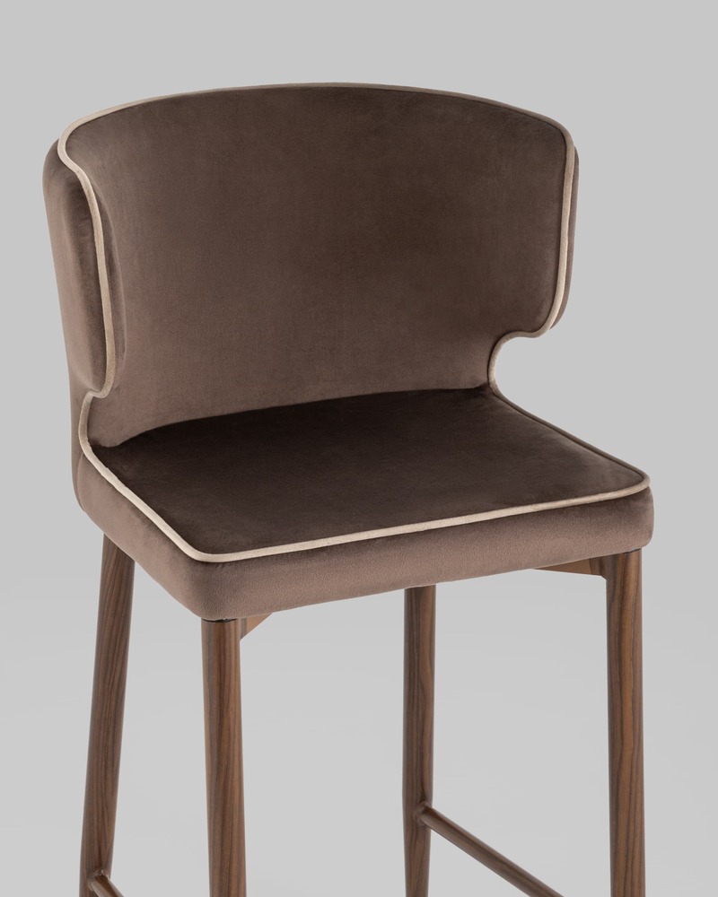 Стул полубарный