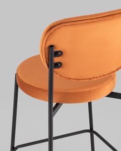 Стул полубарный